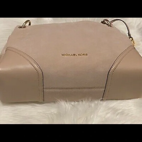Michael Kors - Nicole Medium Leather Shoulder Bag - Ballet - Picture 10 of 12